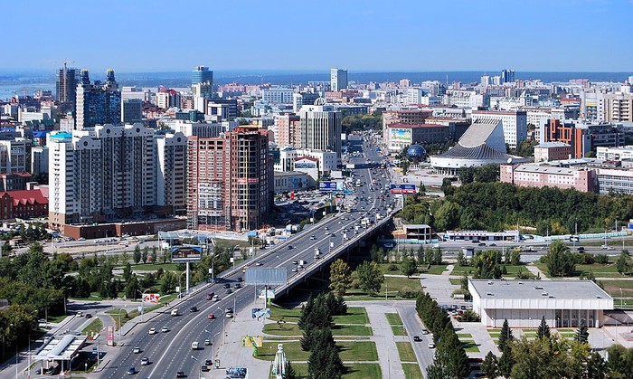 Какая улица в Новосибирске самая длинная?