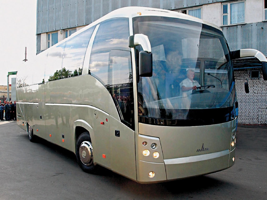 Где можно заказать туристический автобус в Новосибирске?
